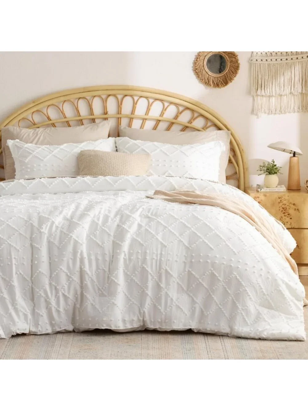 Cozy White Boho Tufted Queen Comforter Set - 3 Piece Farmhouse Bedding, Soft